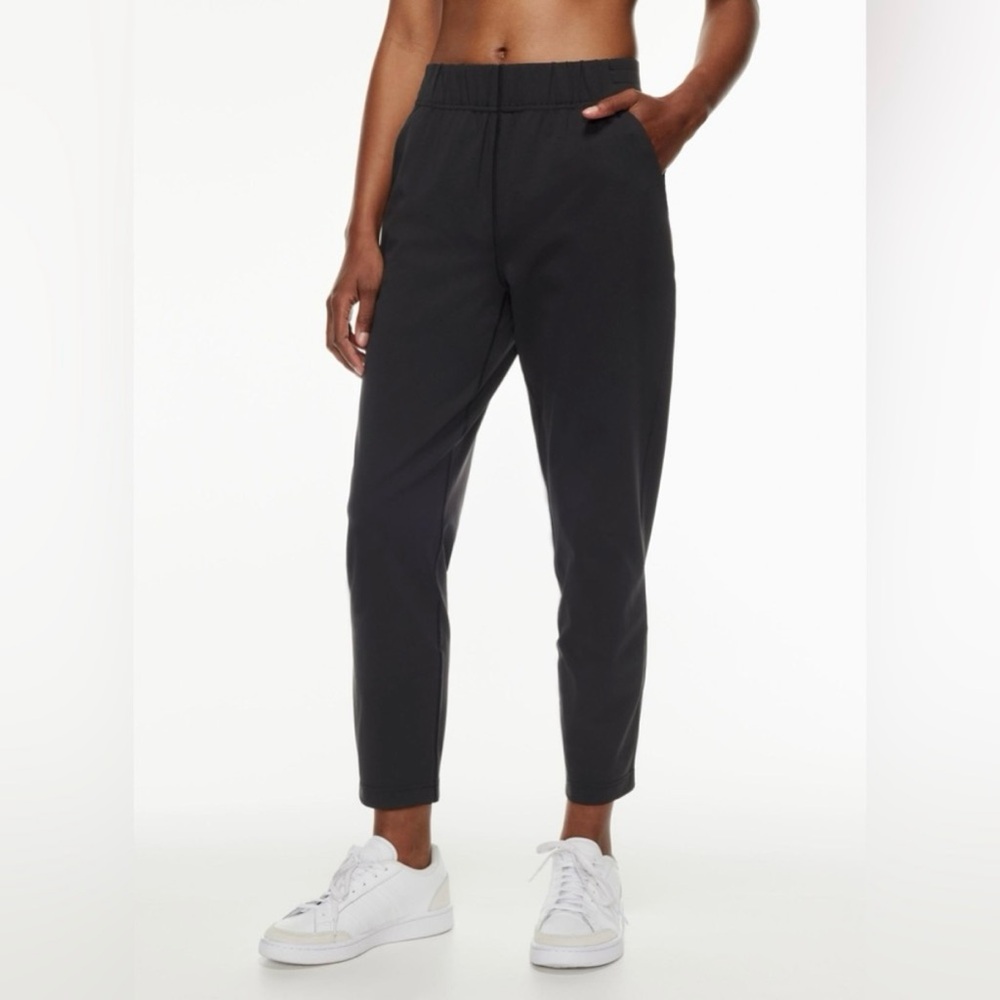 The Group by Babaton Weekender Pant Black Size XS Aritzia #78394
